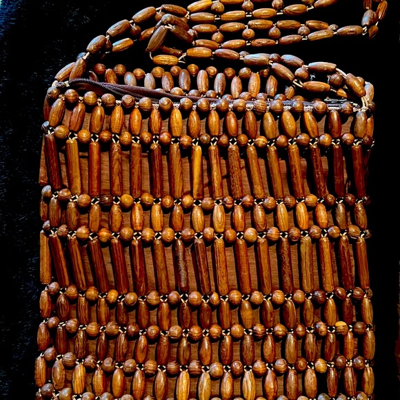 KoreanWooden bead hand bag - Picture 2 of 2